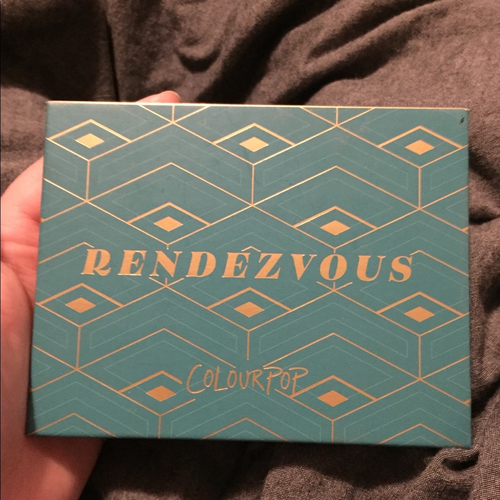 Colourpop rendezvous palette
